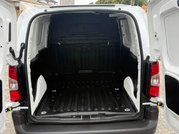 Peugeot Partner 1.5 hdi 7