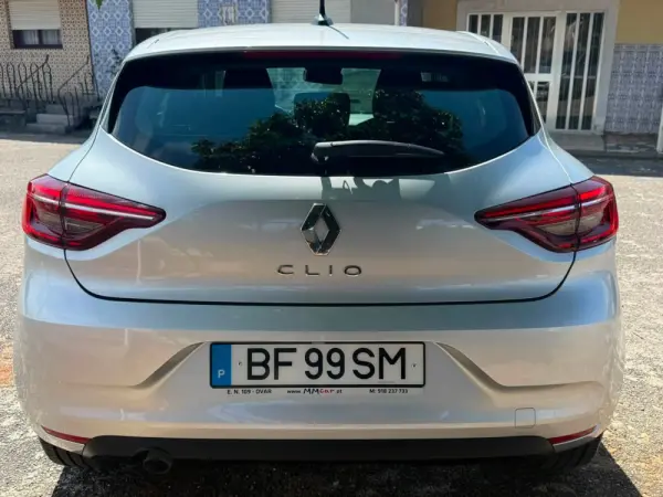 Renault Clio TCe Equilibre 7