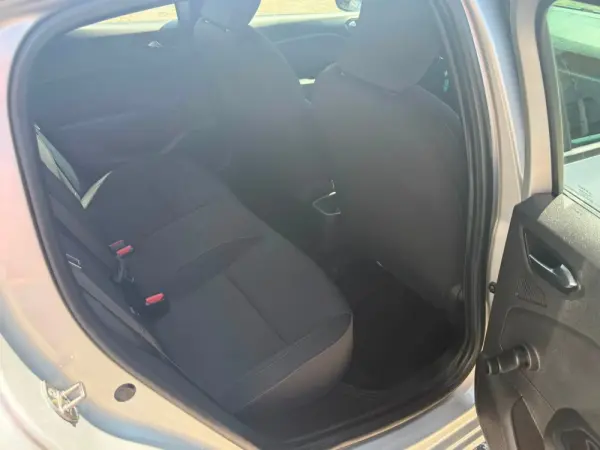 Renault Clio TCe Equilibre 13