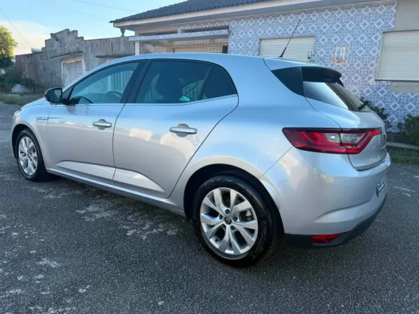 Renault Mégane 1.5 Blue dCi Limited 5