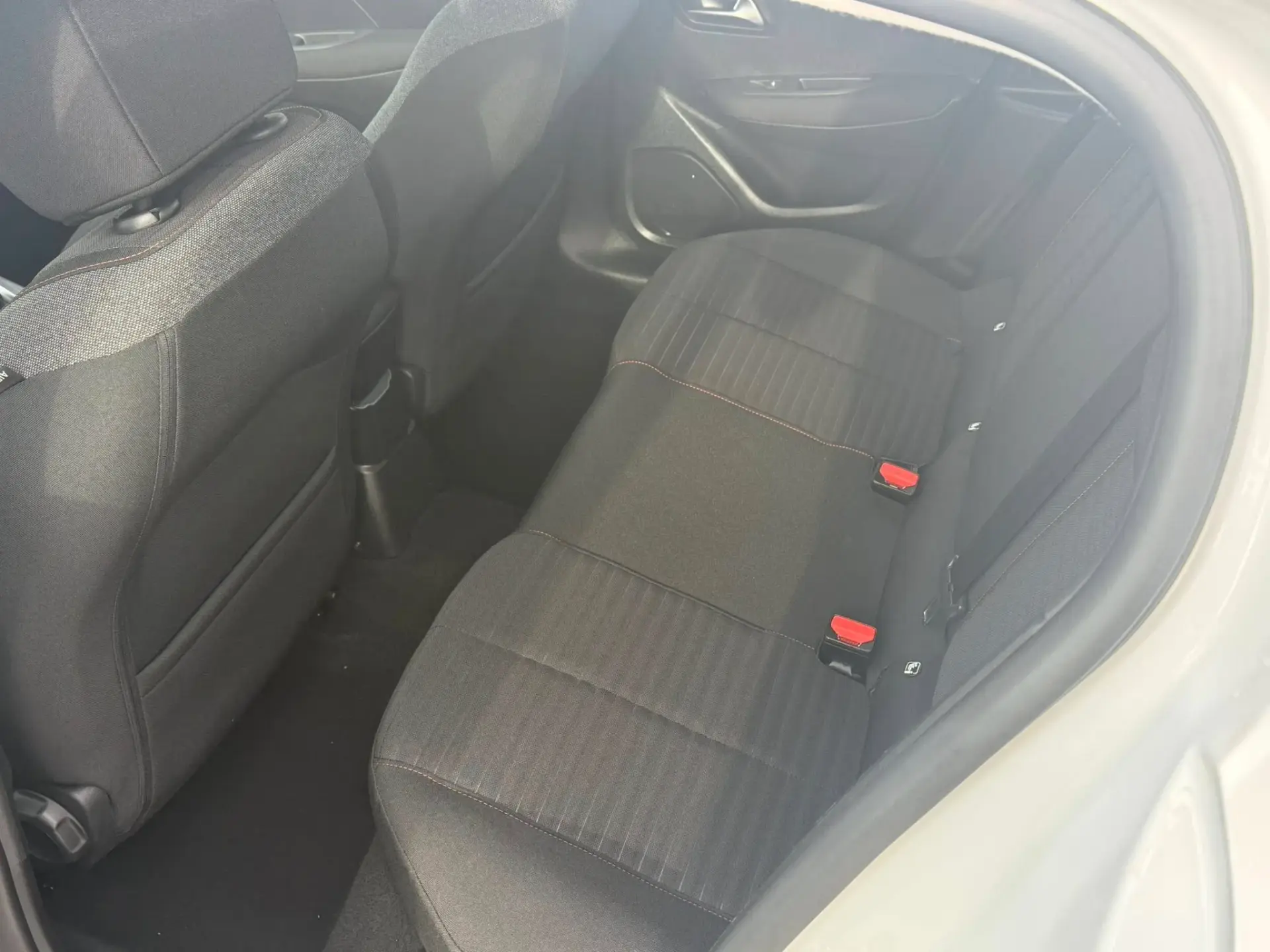 Peugeot 208 1.5 BlueHDi Active Pack 11