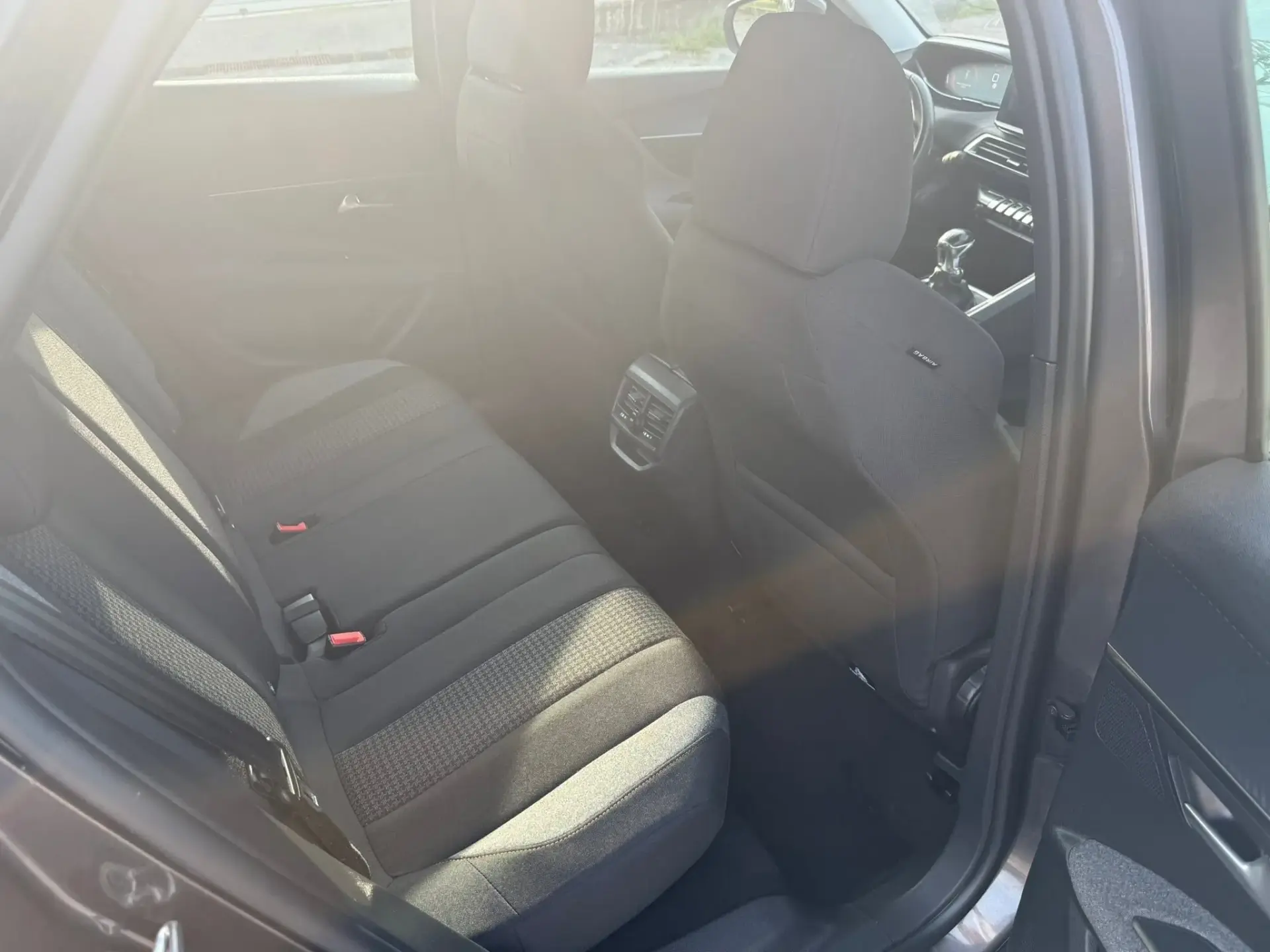 Peugeot 3008 1.5 BlueHDi Active Pack 11