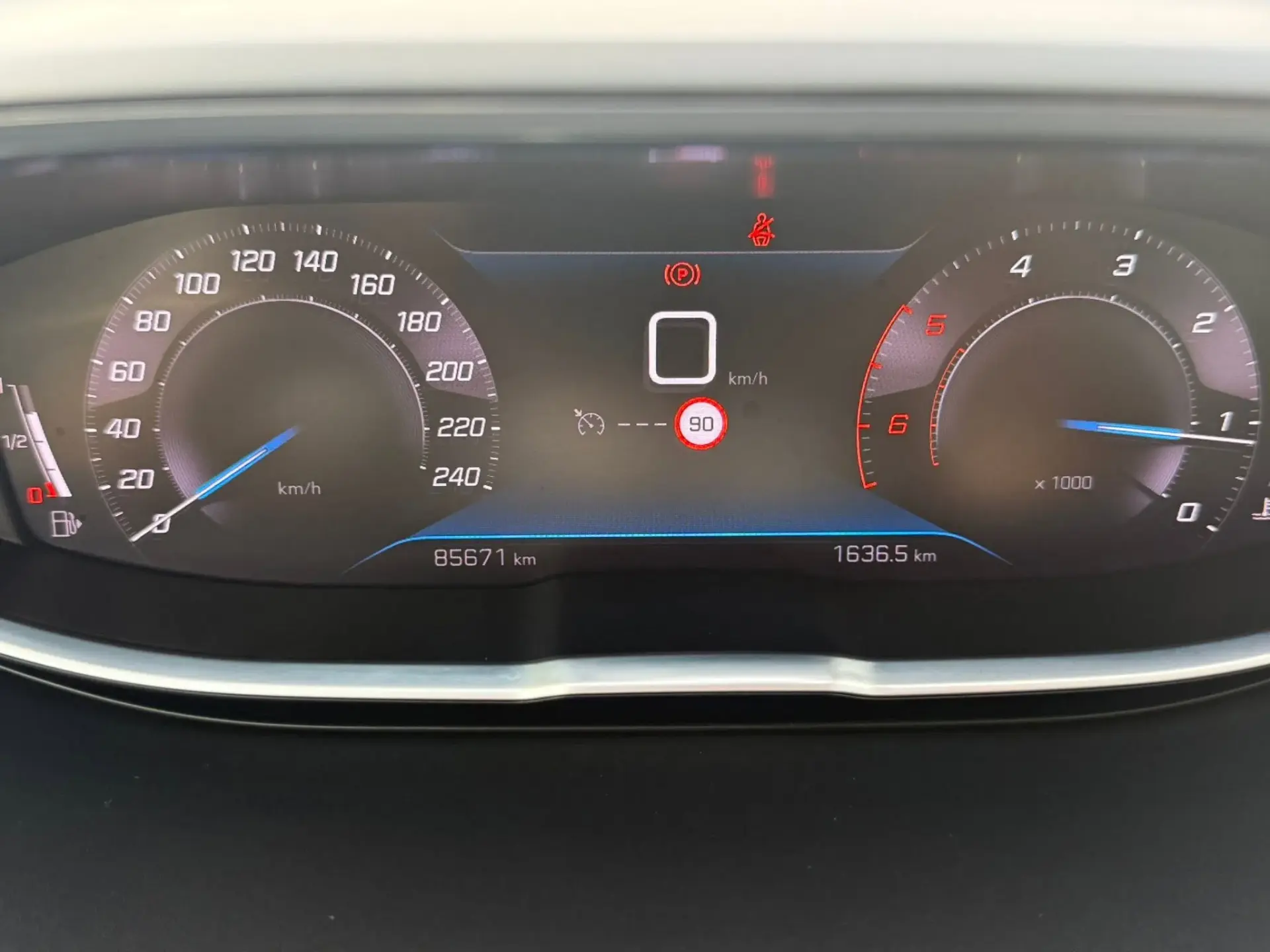 Peugeot 3008 1.5 BlueHDi Active Pack 15