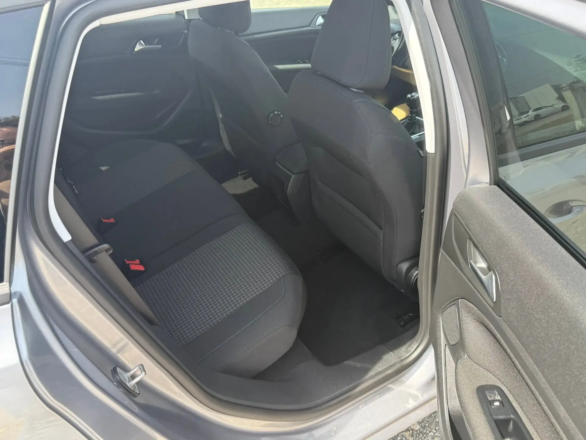 Peugeot 308 SW allure 11