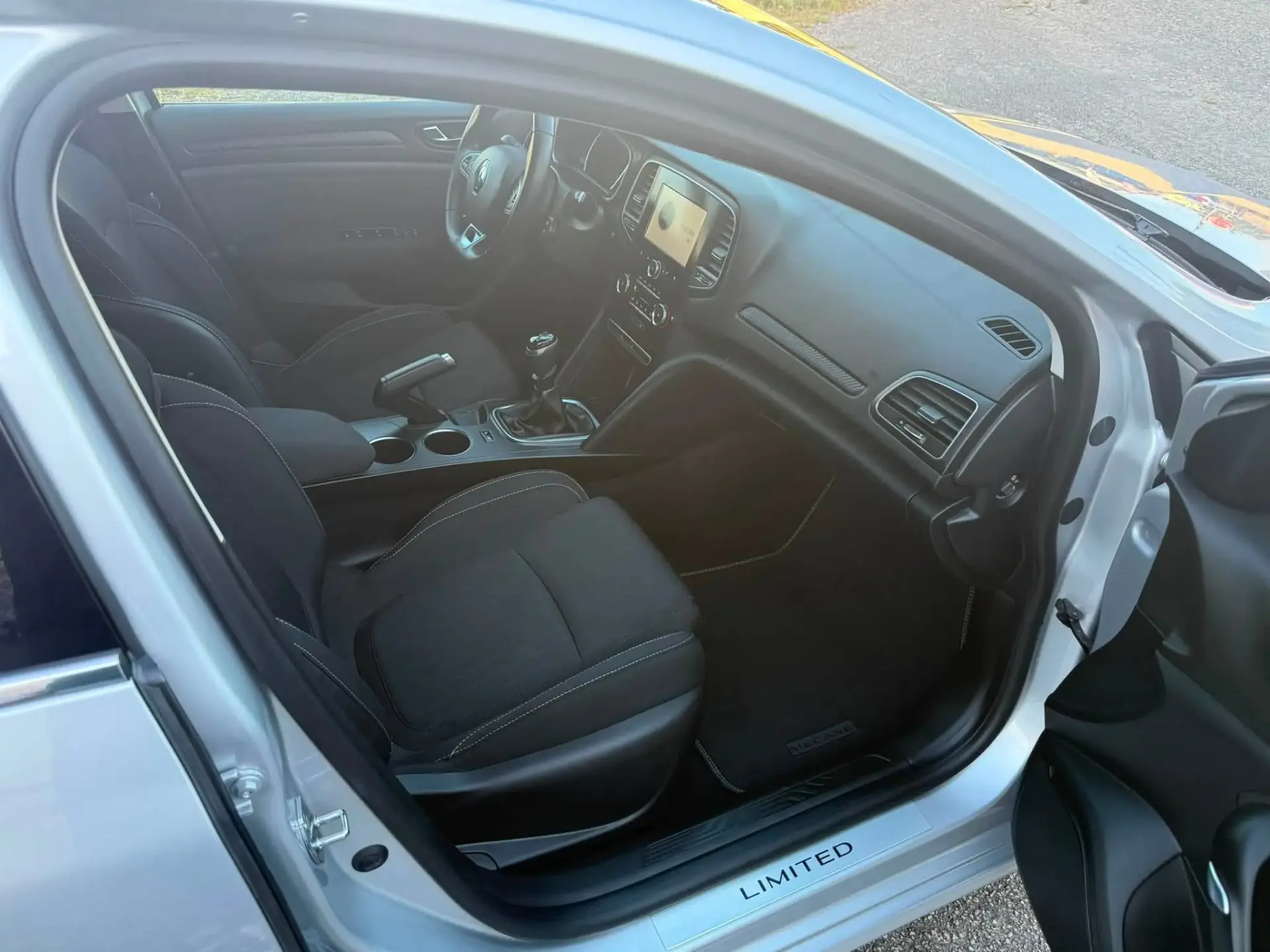 Renault Mégane 1.5 Blue dCi Limited 8