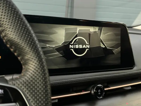 Nissan Ariya 15