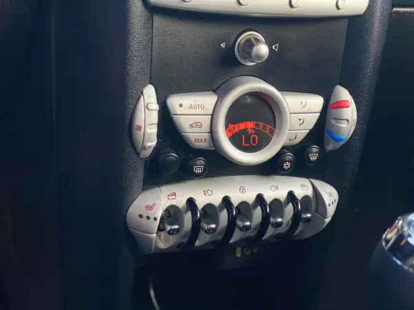 MINI 3 Portas ONE D 10