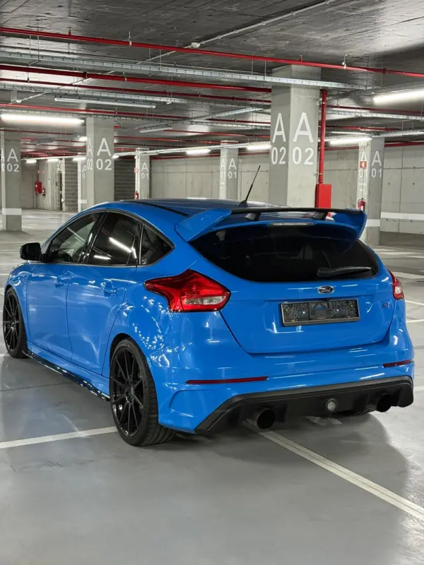 Ford Focus 10