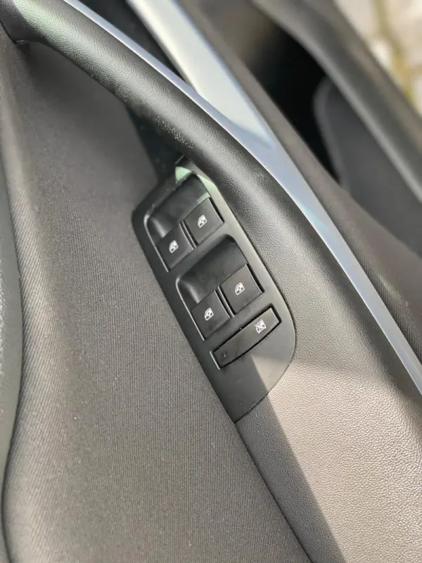 Opel Zafira Life Outro 18