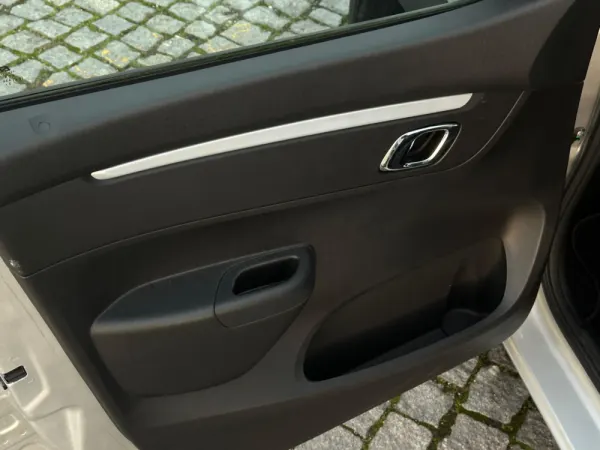 Dacia Spring Electric 45 Essential 8