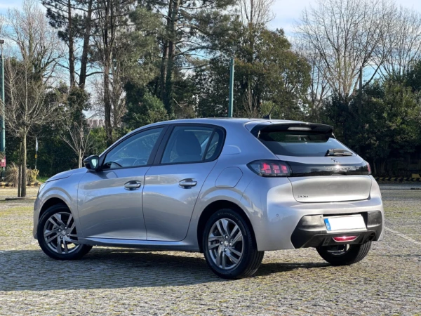 Peugeot 208 1.2 PureTech Active 7