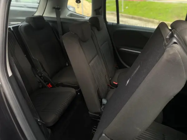 Opel Zafira Life Outro 11