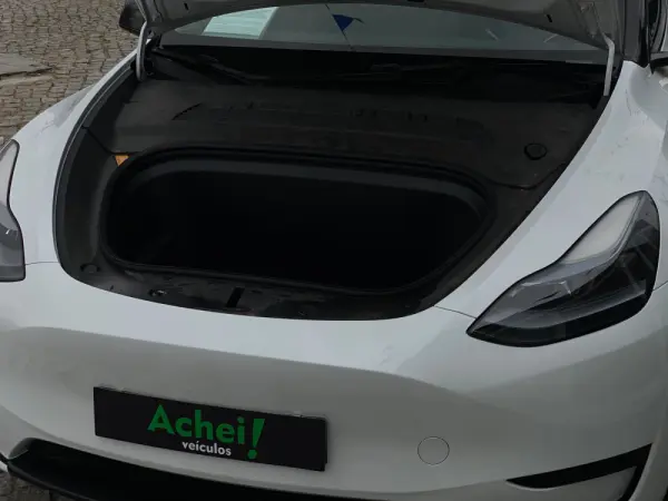 Tesla Model Y Standard 18