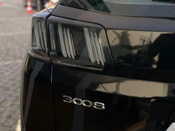 Peugeot 3008 PureTech 130 Stop & Start EAT6 Active 12