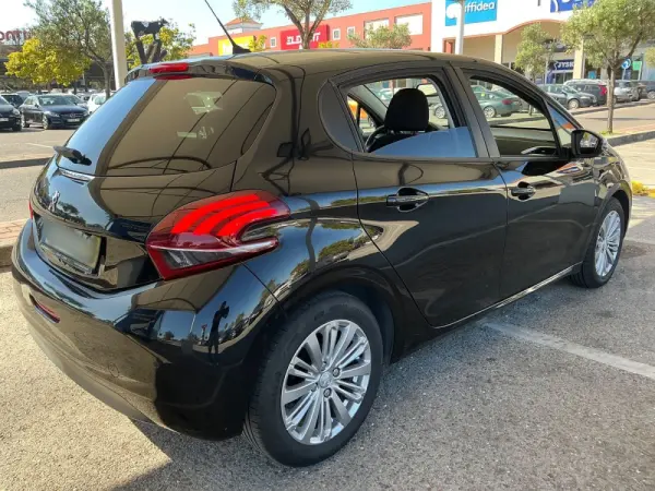 Peugeot 208 3