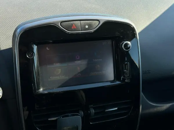 Renault Clio TCe 75 Start & Stop COLLECTION 11