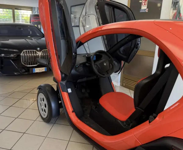 Renault Twizy Outro 11