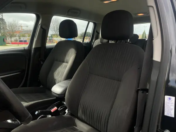 Opel Zafira Life Outro 19