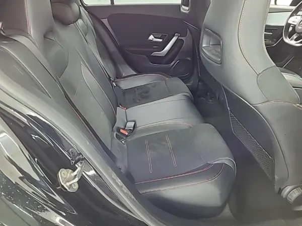 Mercedes-Benz A 180 9