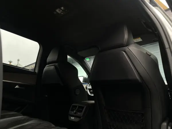 Peugeot 5008 24