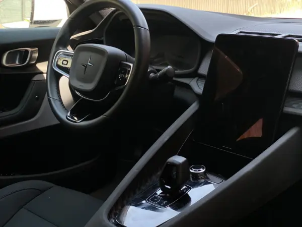 Polestar 2 Standard Range 70 kWh 9