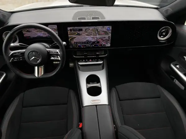 Mercedes-Benz CLA 250+ Outro 5