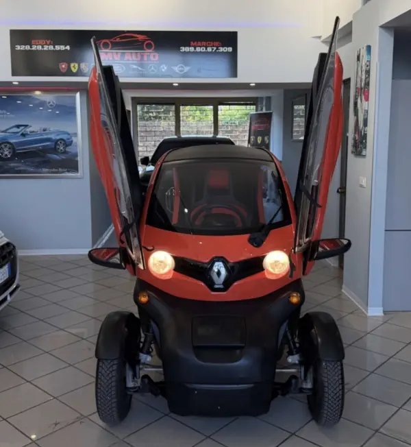 Renault Twizy Outro 1