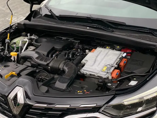 Renault Captur e-tech 32