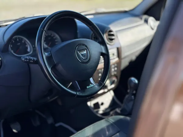 Dacia Duster Outro 9