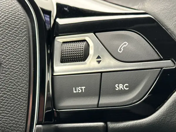 Peugeot 2008 1.2 PureTech Active 19