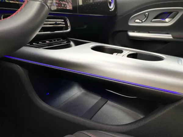 Mercedes-Benz CLA 250+ Outro 21