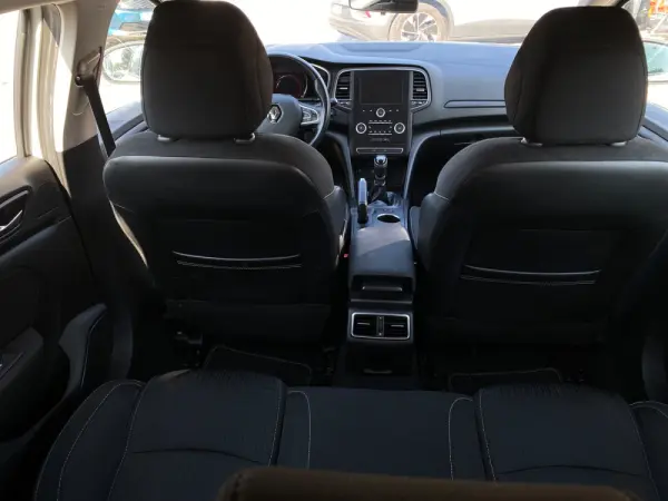 Peugeot 5008 Allure 7 Lugares 23