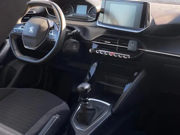 Peugeot 2008 1.2 PureTech Active Pack 14