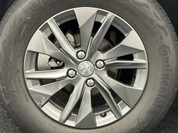 Peugeot 2008 1.2 PureTech Active 4