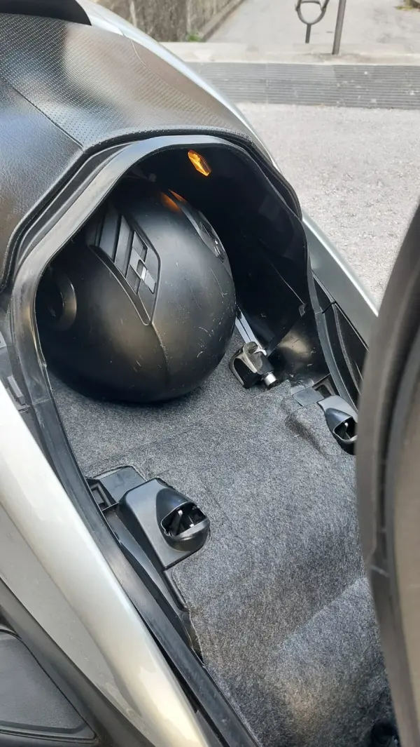 Yamaha Majesty YP400 6