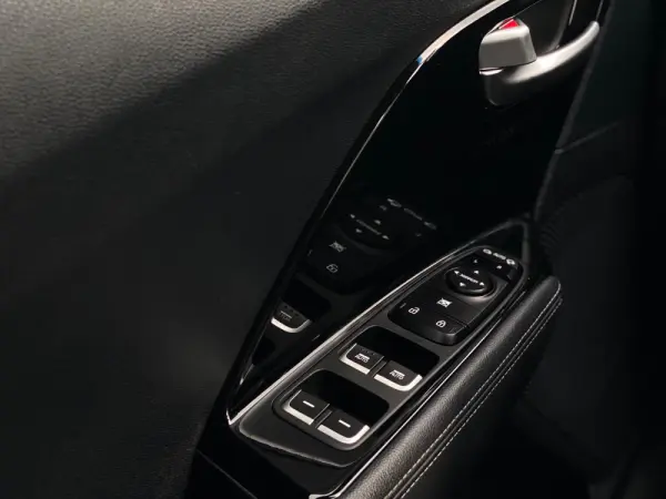 Kia Niro 1.6 GDi HEV Tech 22