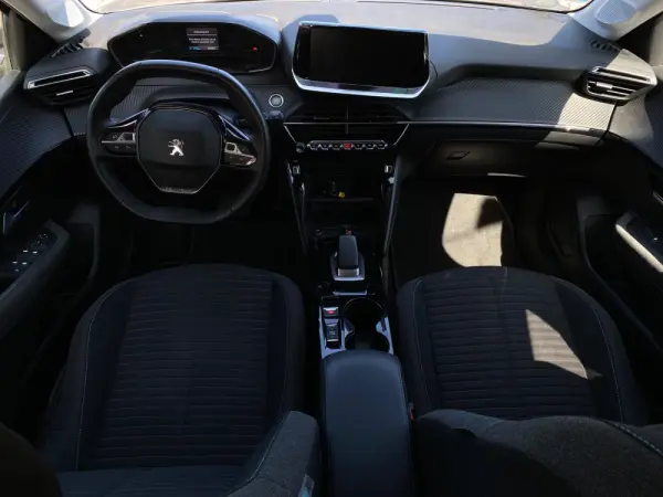 Peugeot e-208 Style 5