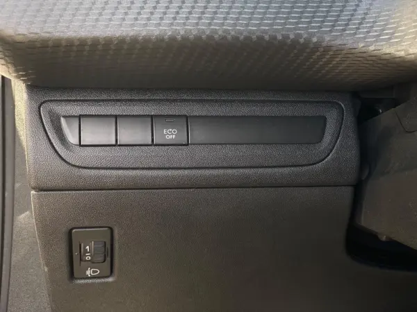 Peugeot 2008 1.5 BlueHDi Active 10