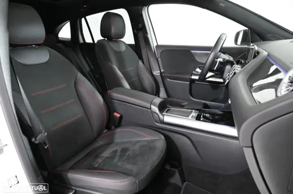 Mercedes-Benz GLA 200 d AMG Line 3