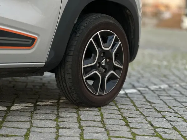 Dacia Spring Electric 45 Essential 25