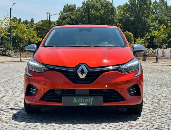 Renault Clio Outro 2