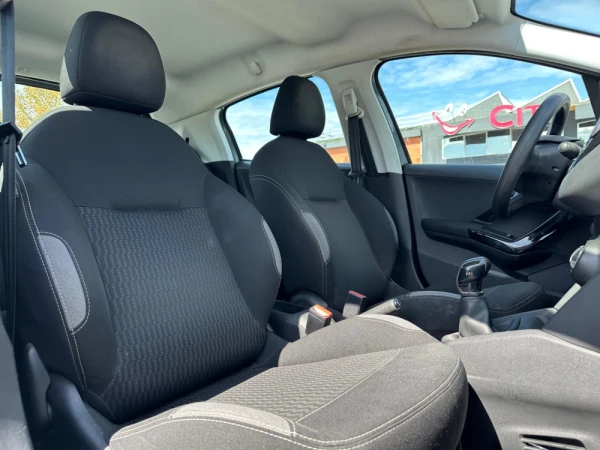 Peugeot 208 1.6 Blue-HDi Active 15