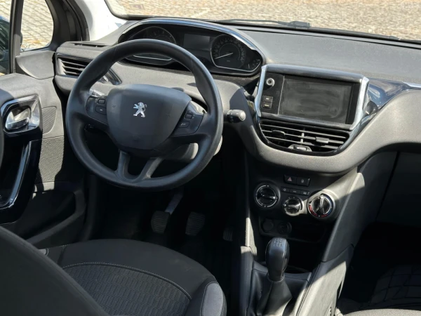 Peugeot 208 1.6 Blue-HDi Active 12