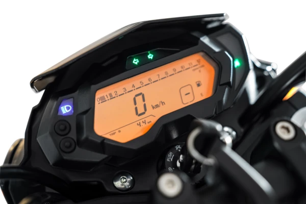 Benelli 125 125cc 8