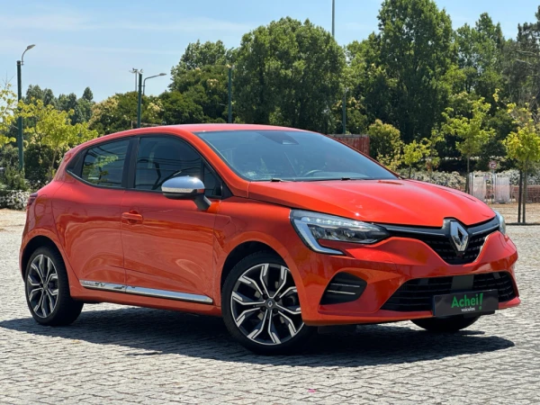 Renault Clio Outro 3
