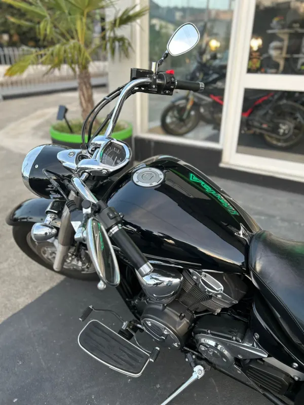 Yamaha XVS Midnight 3