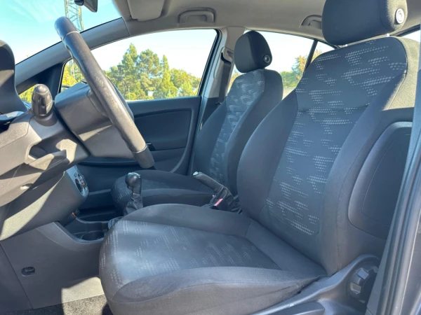 Opel Corsa Outro 17