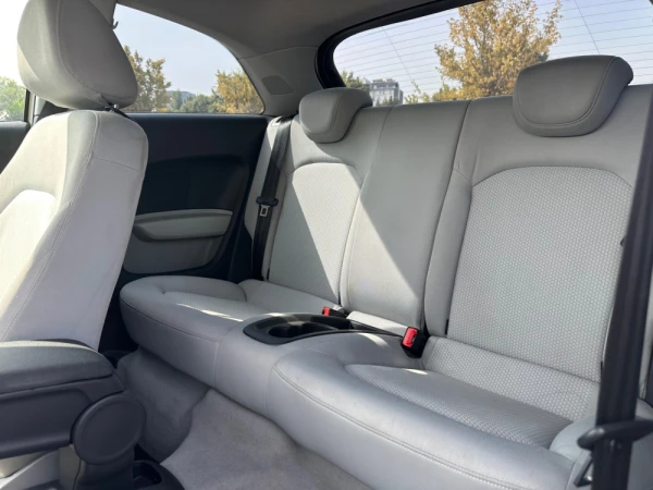 Audi A1 1.2 TFSI Advance 13