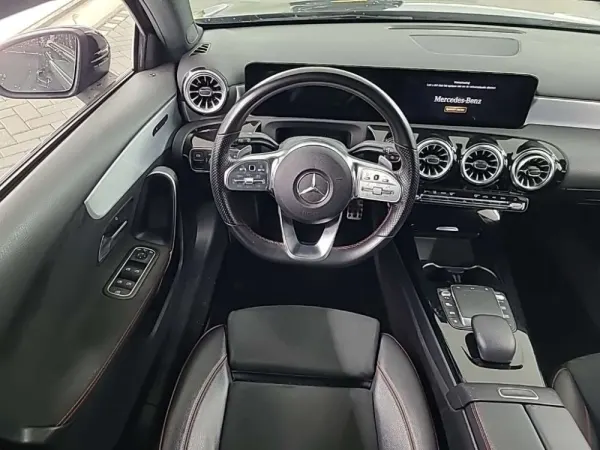 Mercedes-Benz A 180 5