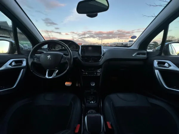 Peugeot 2008 1.2 PureTech Crossway EAT6 13